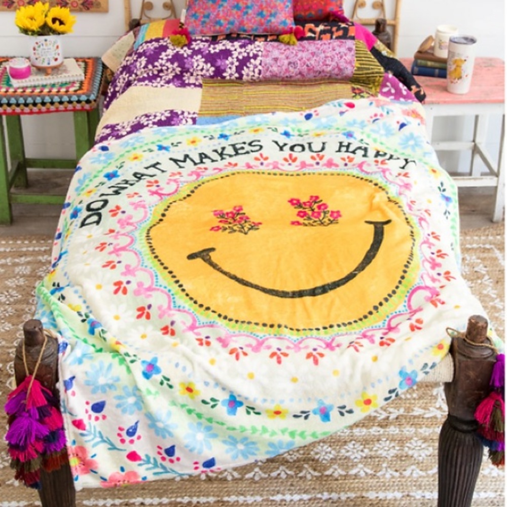 Do what makes you happy tapestry blanket